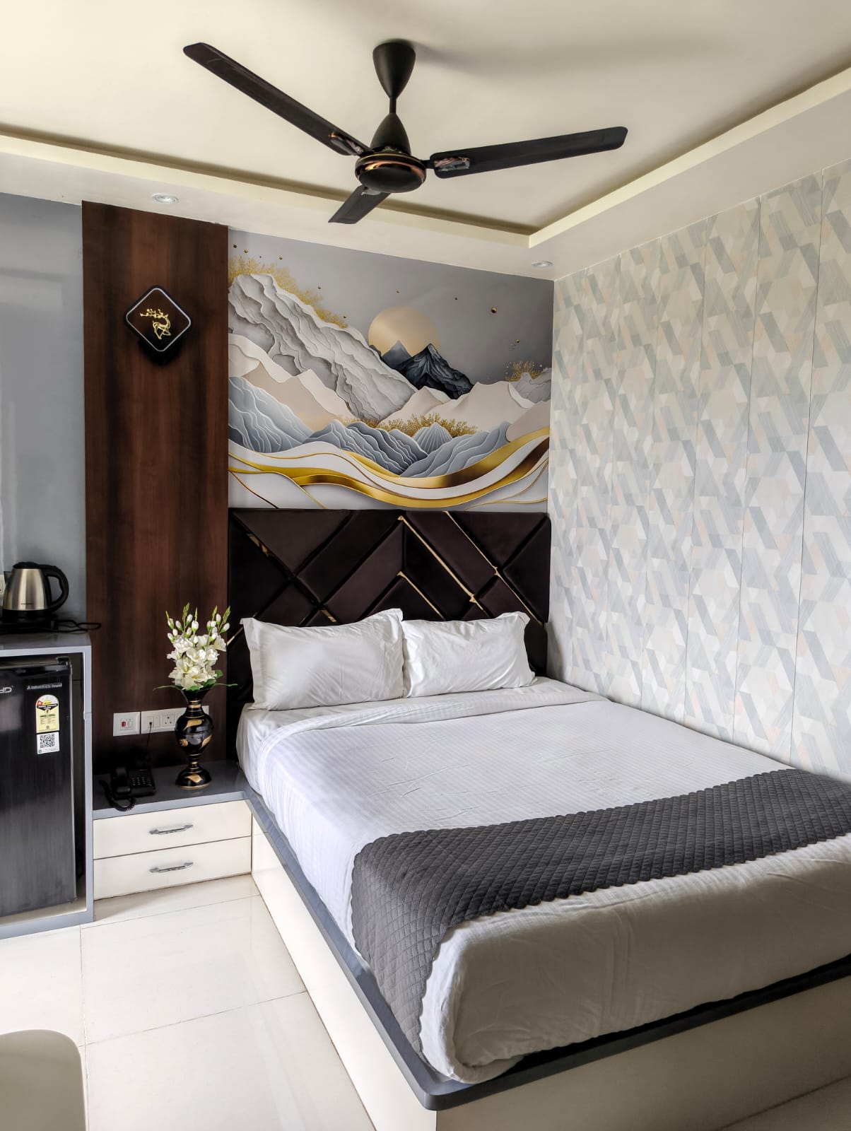 Cozy Double Bed