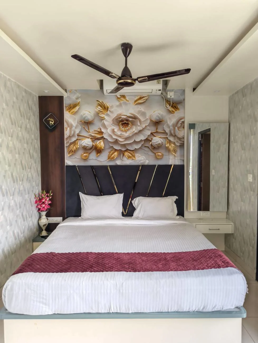 Cozy Double Bed