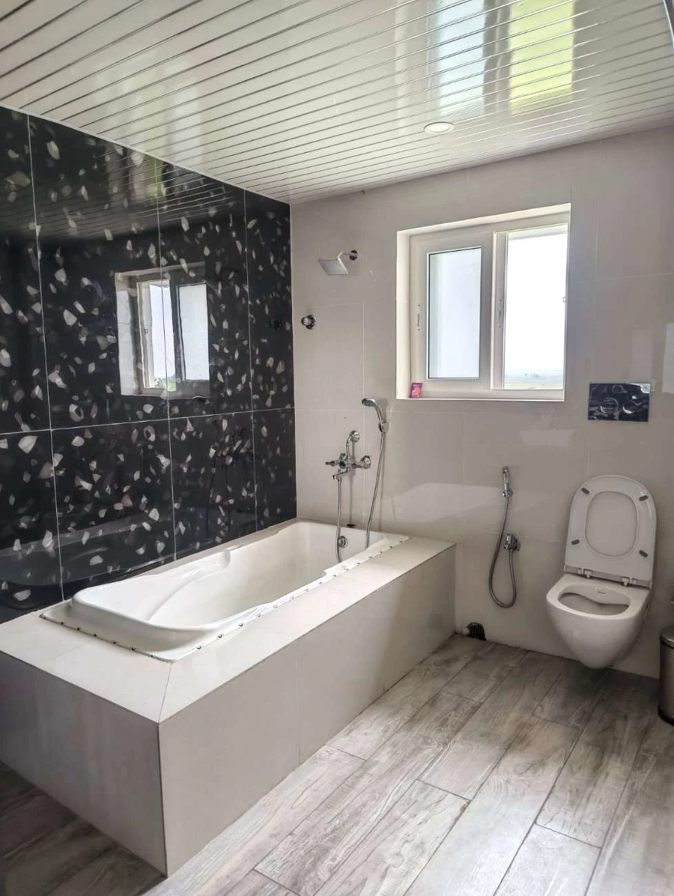 Elegant Ensuite